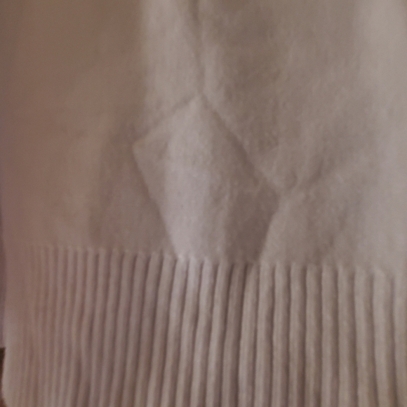 White Cardigan - Picture 2 of 4